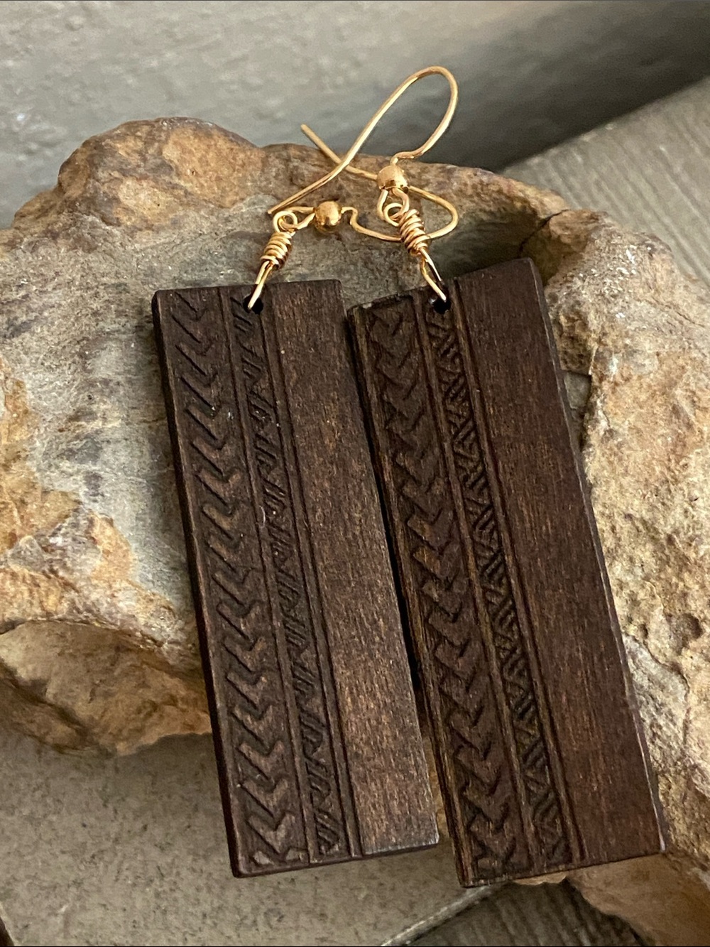 5/$10❤️❤️❤️NEW Handcrafted Wood Rectangular Earrings with Geometric Design
